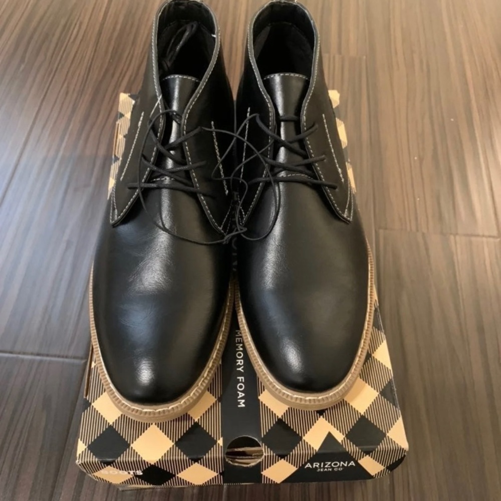 Men’s Low Top Boots